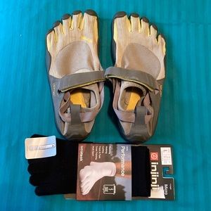 Vibram Fivefingers KSO - bonus socks